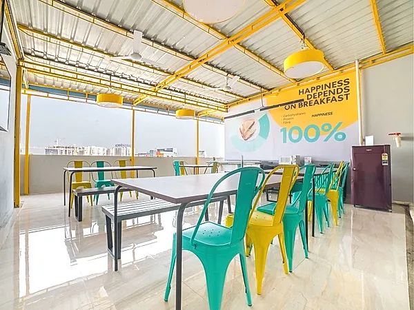 PG in Narsingi with Dining Area