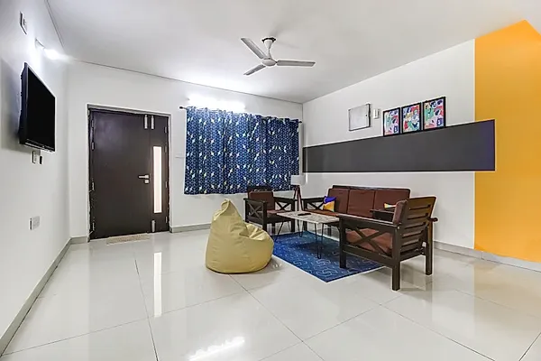 Apartment in Kondapur with Living Area