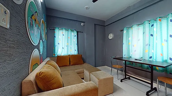 PG in Ajwa Road with Common Area