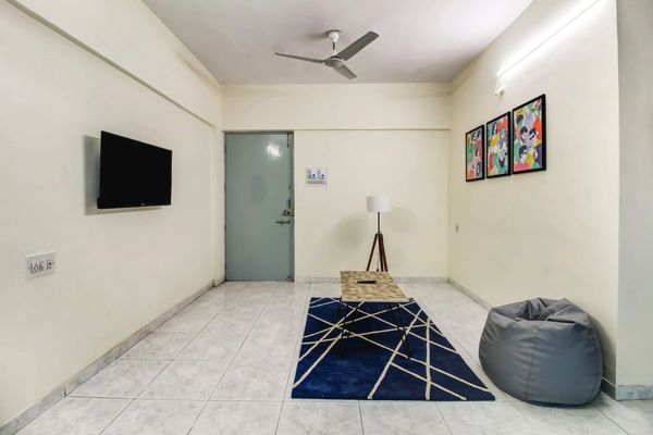 Apartment in Hadaspar with Living Area