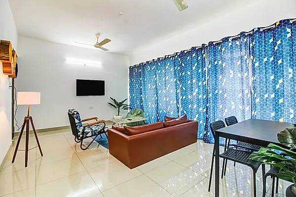 Apartment in Hadaspar with Living Area