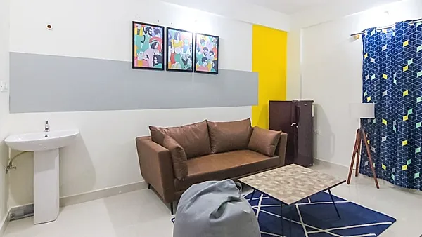 Apartment in Mahadevapura with Living Area