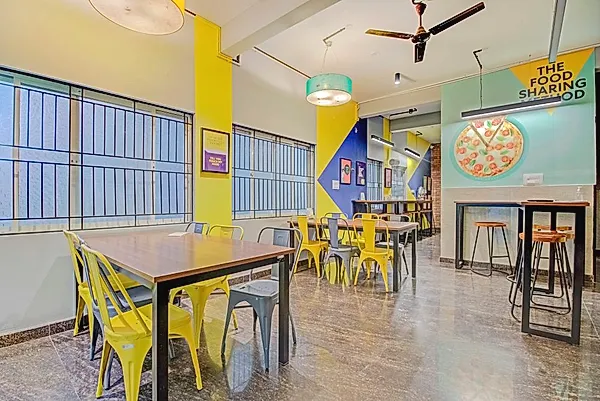 PG in Rajarajeshwari Nagar with Dining Area