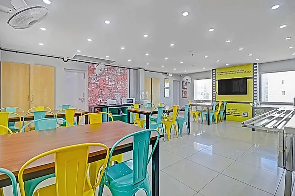 PG in OMR with Dining Area