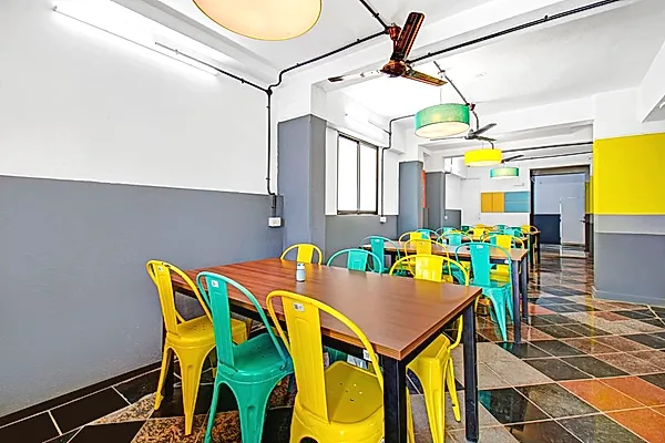 PG in Kondhwa with Dining Area