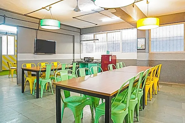 PG in Vadgaon with Dining Area