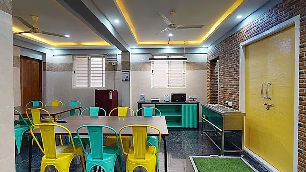PG in Koramangala with Dining Area