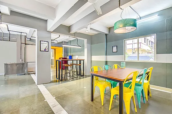 PG in Karve Nagar with Dining Area