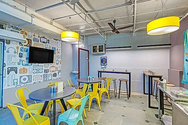 PG in North Campus with Dining Area