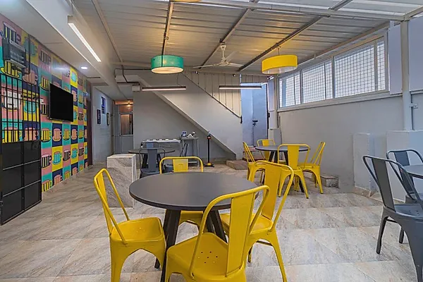 PG in Nungambakkam with Dining Area