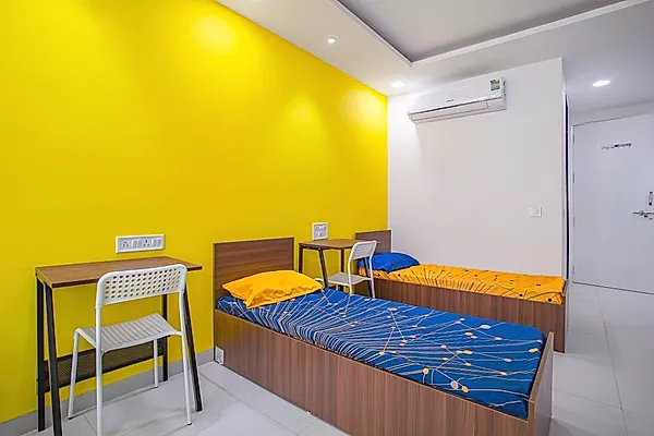 PG in Geeta Bhawan