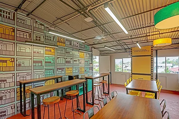 PG in Kochi with Common Area