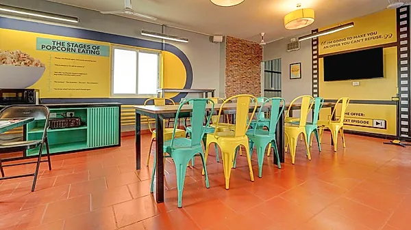 PG in Gandhipuram with Dining Area