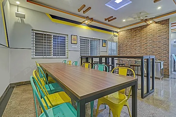 PG in Reva University with Dining Area