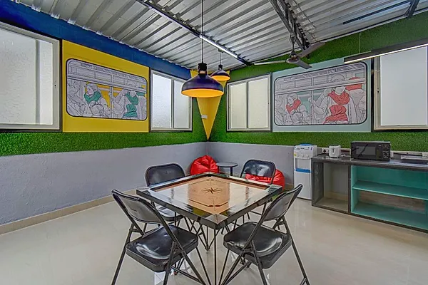 PG in Shivaji Nagar with Common Area