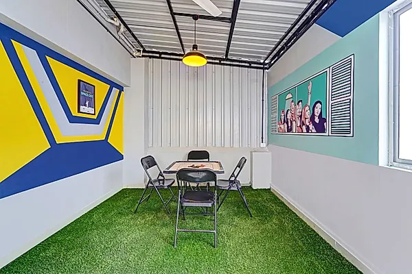 PG in Nungambakkam with Common Area