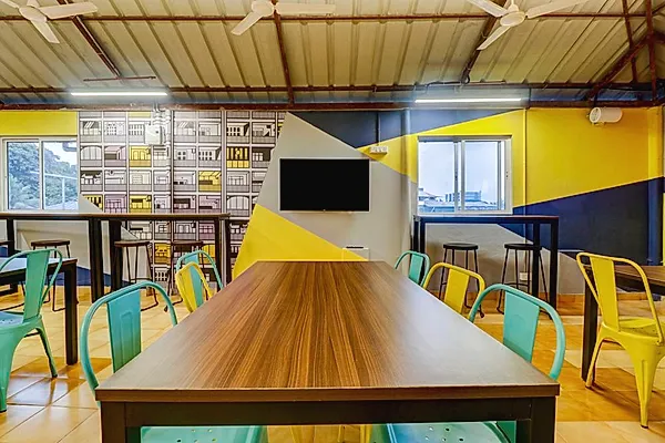 PG in Kalamshery with Dining Area