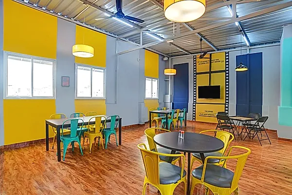 PG in Rau with Dining Area