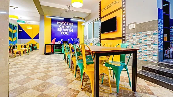 PG in Saravanampatti with Dining Area