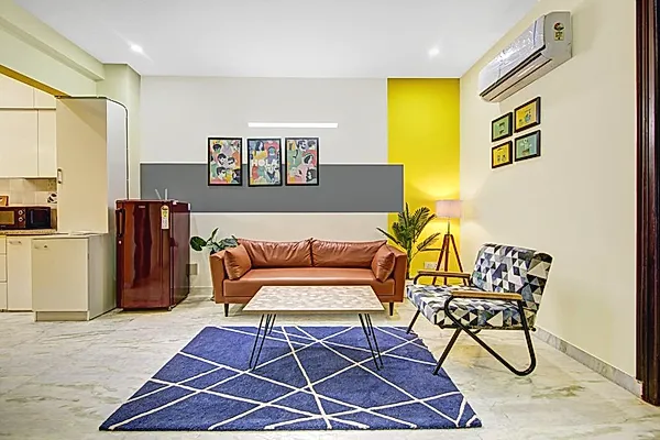 Apartment in Golf Course Road with Living Area