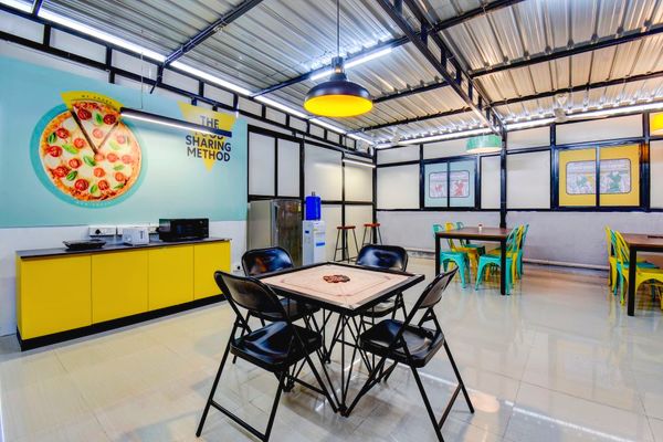 PG in Loni Kalbhor with Common Area