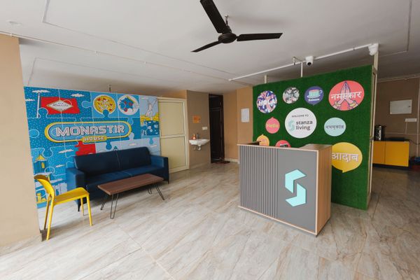 Monastir House Reception