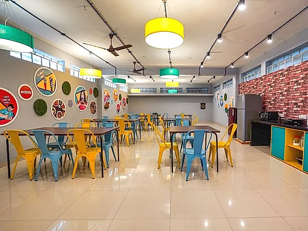 PG in Avinashi Road with Dining Area