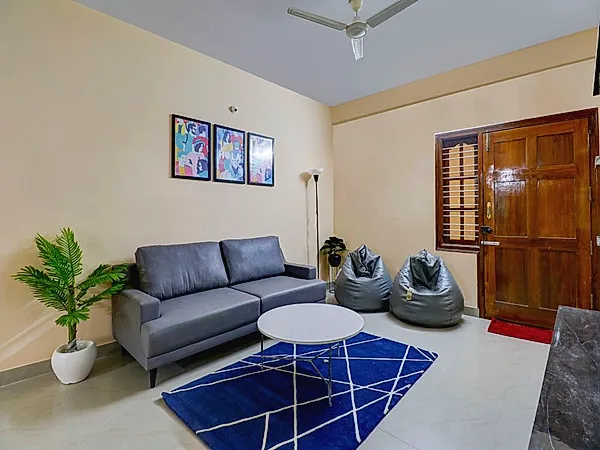 Apartment in BTM Layout with Living Area
