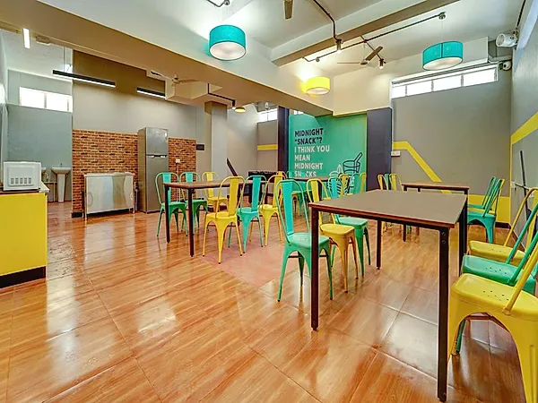 PG in Saravanampatti with Dining Area